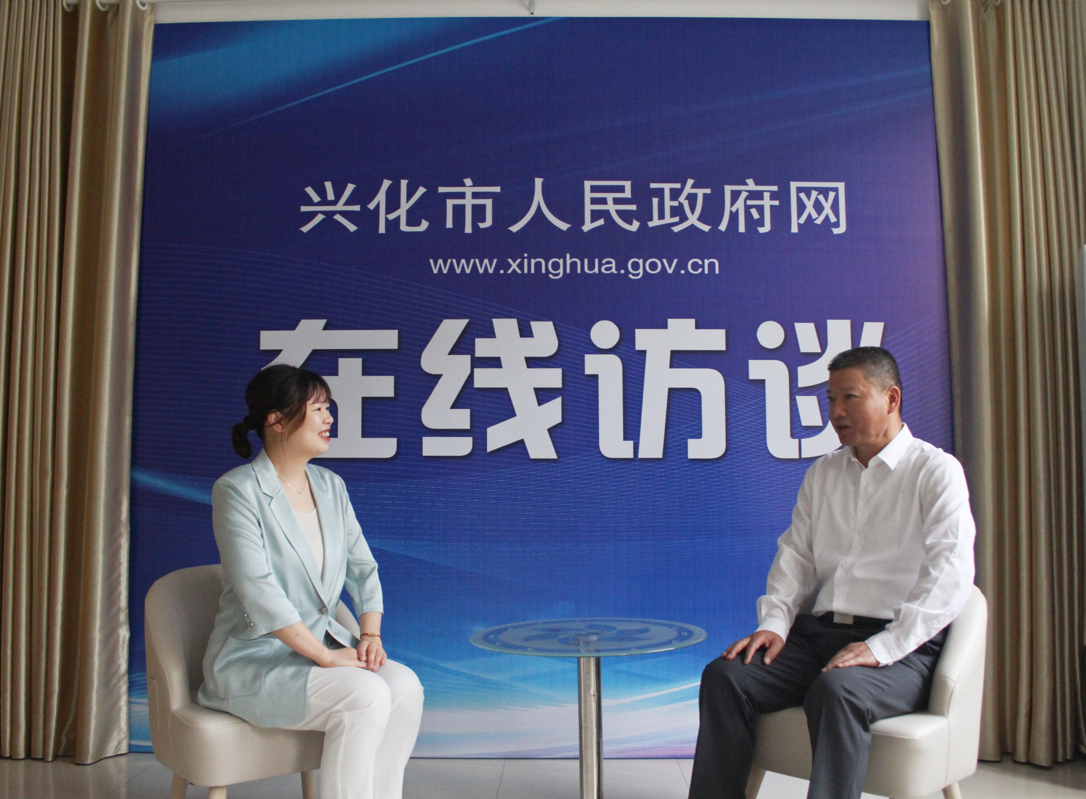 《在线访谈》：全力推进招商引资工作